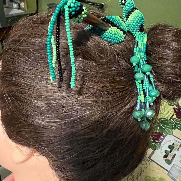 Beautiful colibrí bird ⭐️?Hair accesorio authentic mexican pieza . Art artesal main image 9